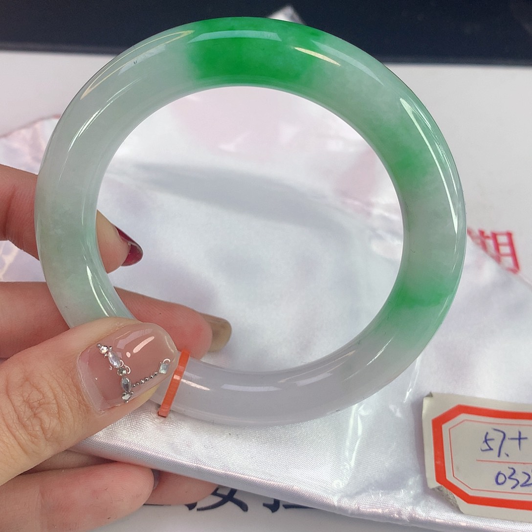 翡翠手镯未镶嵌馨*天然A货翡翠049