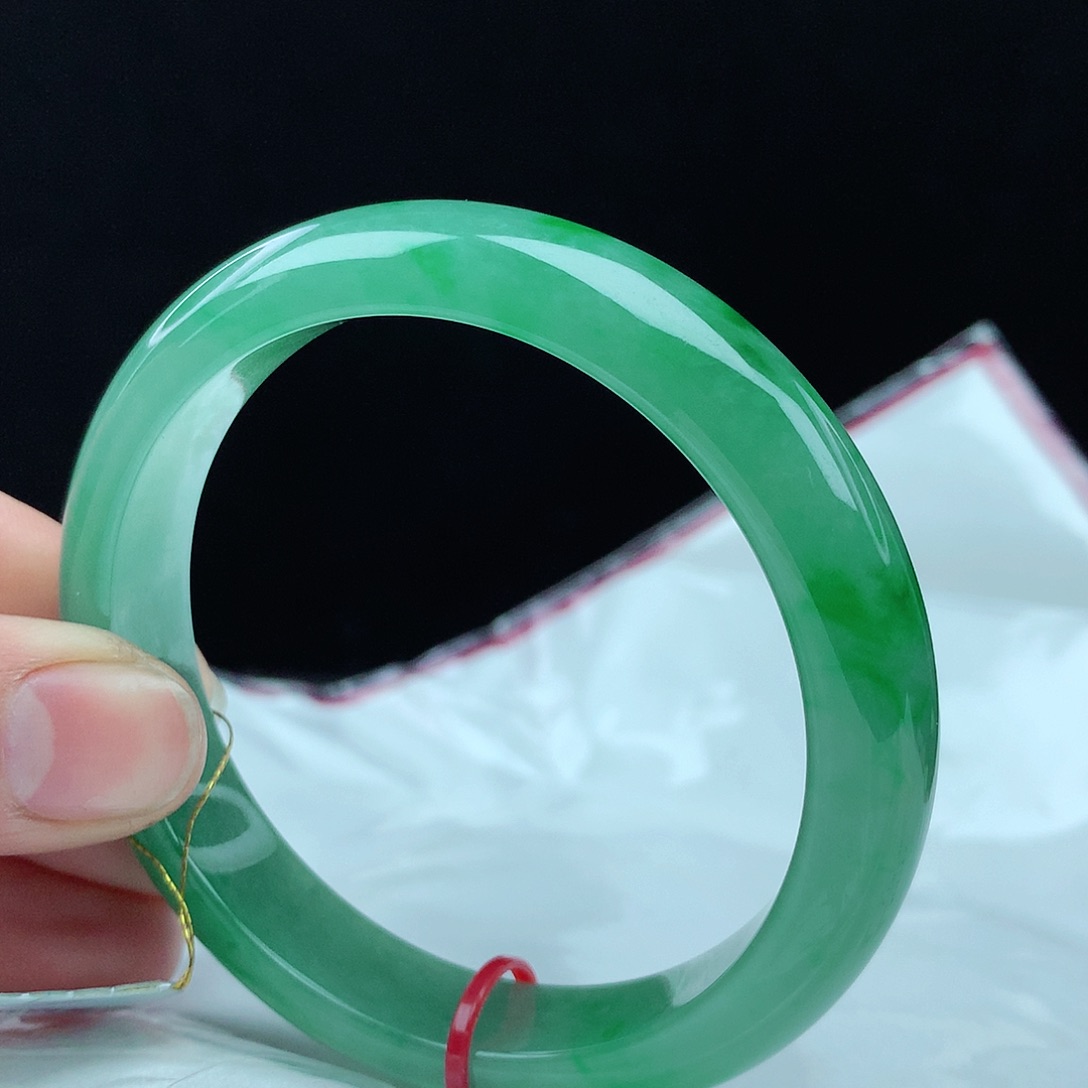 翡翠手镯未镶嵌57圈3499