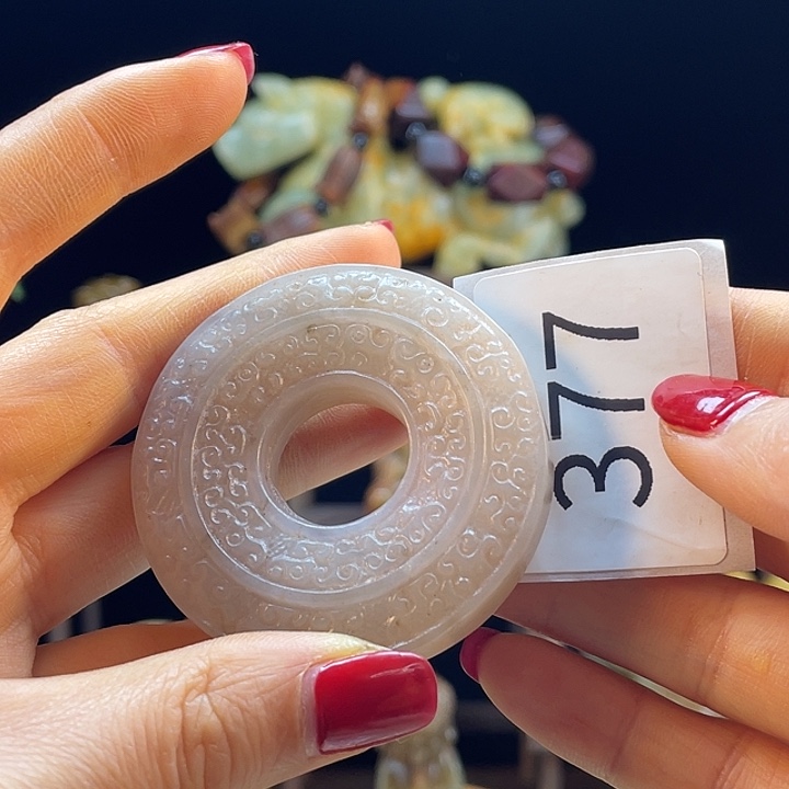 和田玉（糖玉）未镶嵌挂件