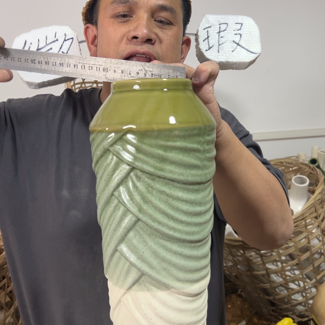 摆件68 号高中低温陶瓷工艺瓶（部分微瑕）