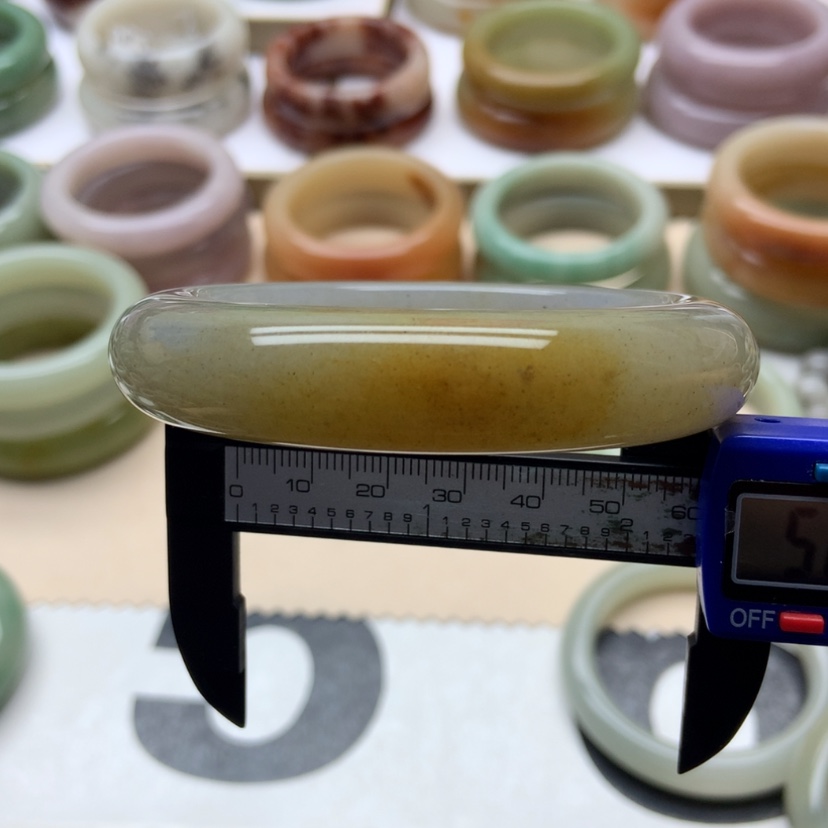 【闪购商品】未镶嵌手链石英岩玉