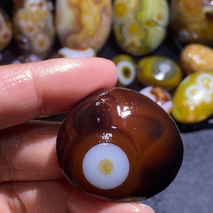 玛瑙/玉髓未镶嵌珠宝半成品5