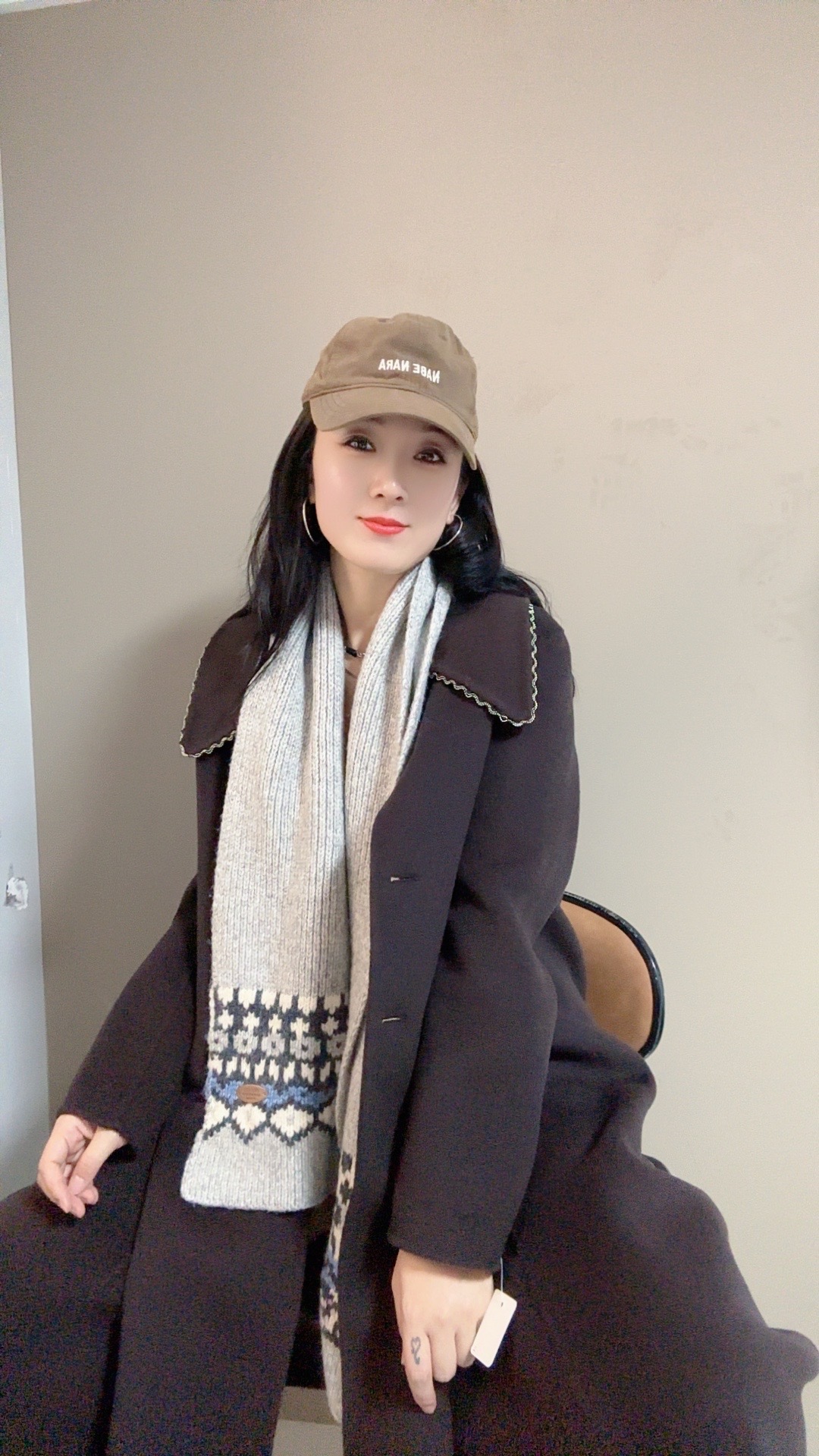 R81长款学院风女秋冬常规款羊毛外套