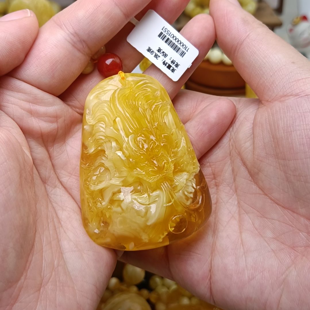 蜜蜡吊坠(不含链)未镶嵌金白溶洞龙牌