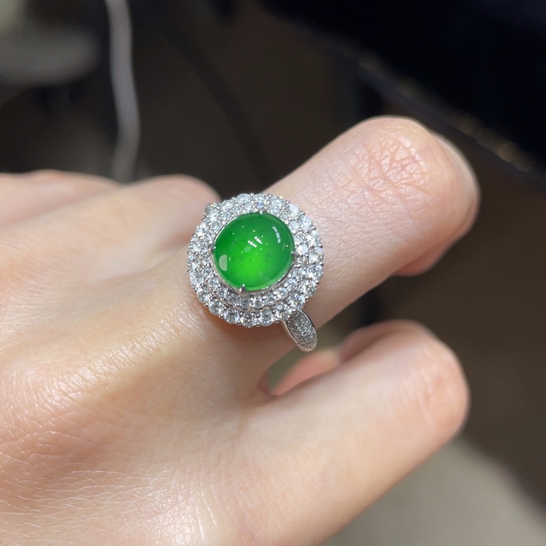 翡翠颈饰18K金镶嵌天然缅甸翡翠a货