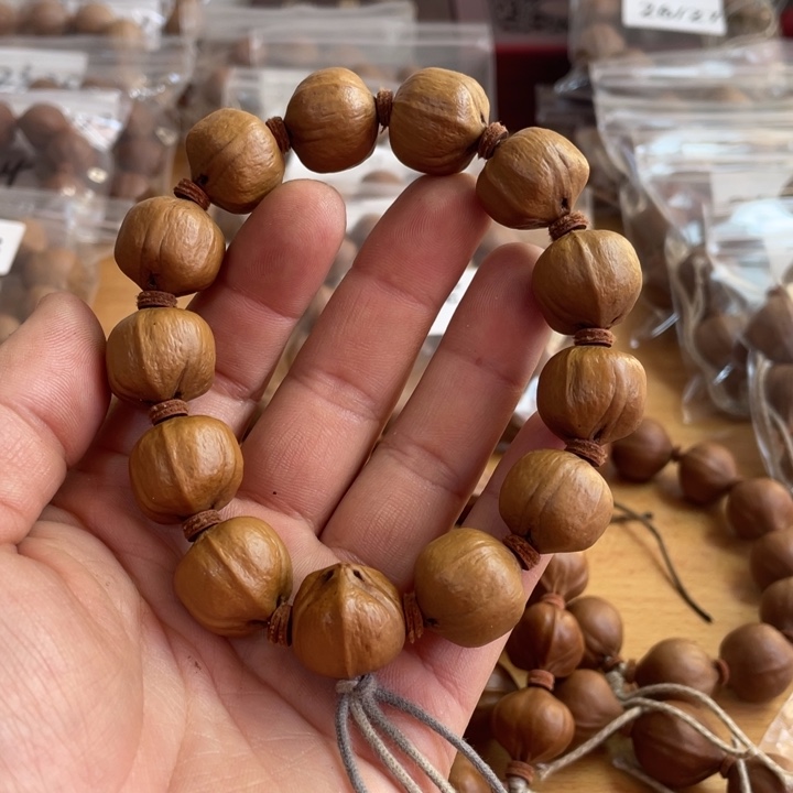 三***贵橄榄核吊坠橄榄核