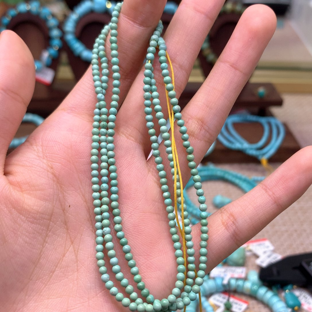 绿松石配饰未镶嵌