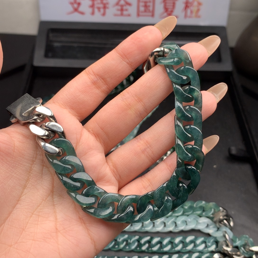 凯***翡翠未镶嵌手链000003