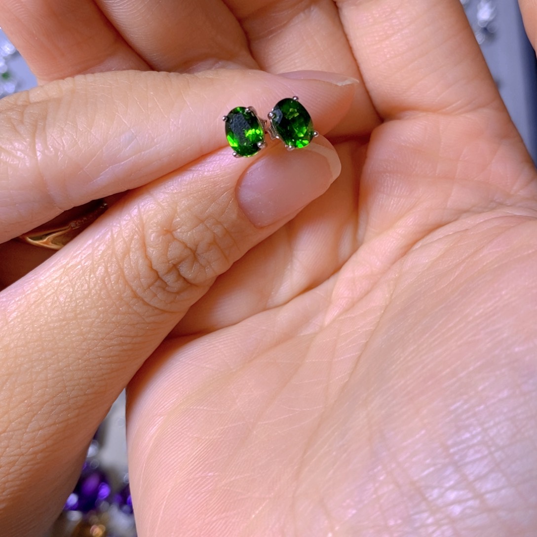 耳饰透辉石银S925镶嵌M***遥