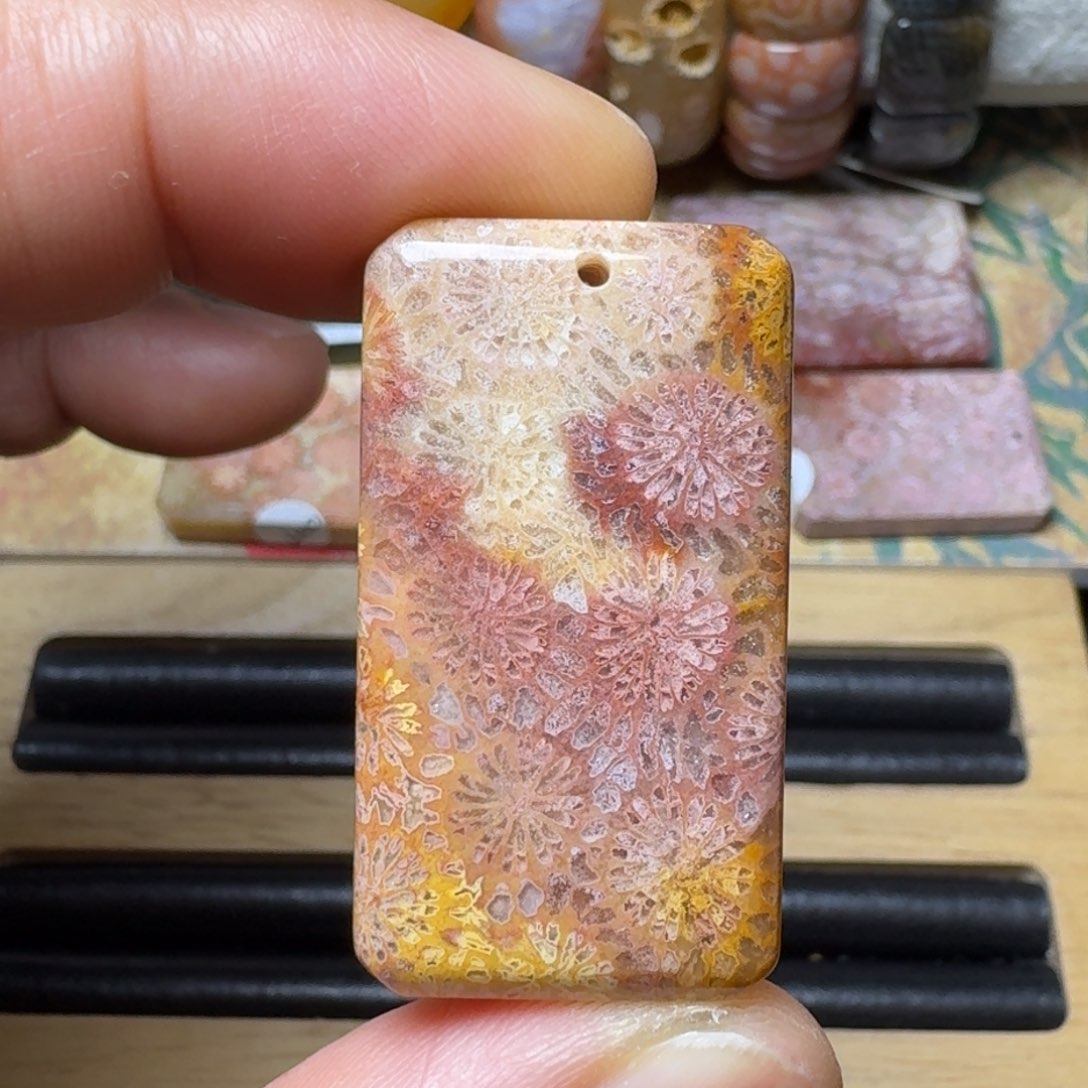 硅化玉天然有机玉石保真色未镶嵌