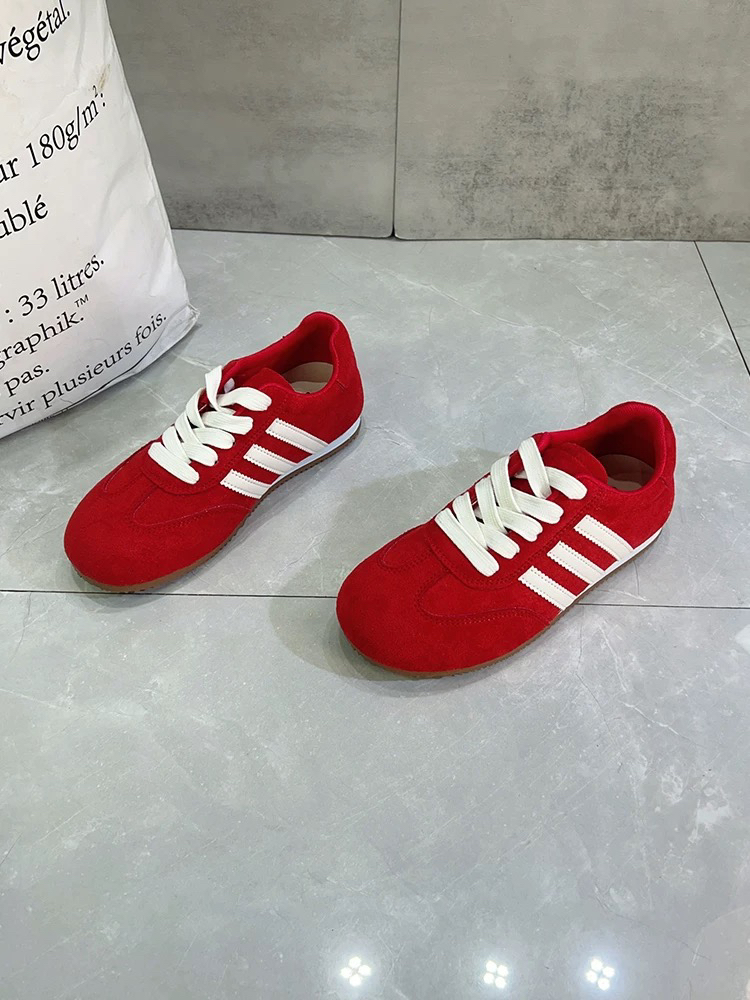 复古红色德训鞋女款2025新款春季爆款百搭平底运动休闲板鞋女鞋子