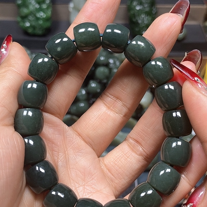 和田玉手串未镶嵌