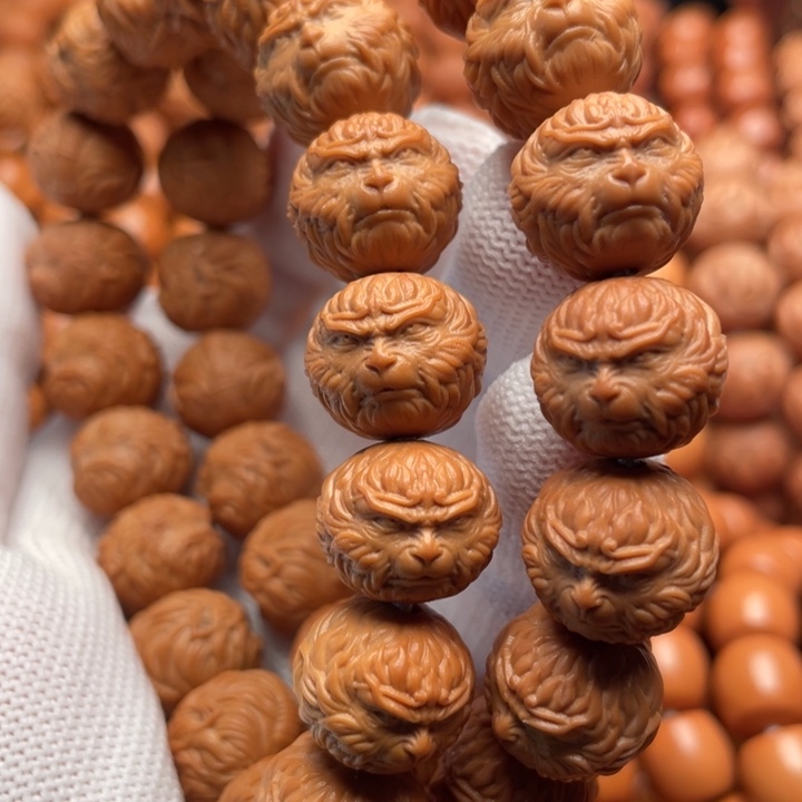 猴头核桃吊坠月****l斗战胜佛