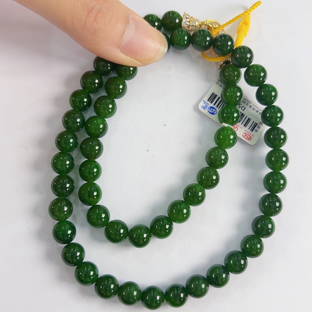 和田玉（碧玉）未镶嵌颈饰雨*人