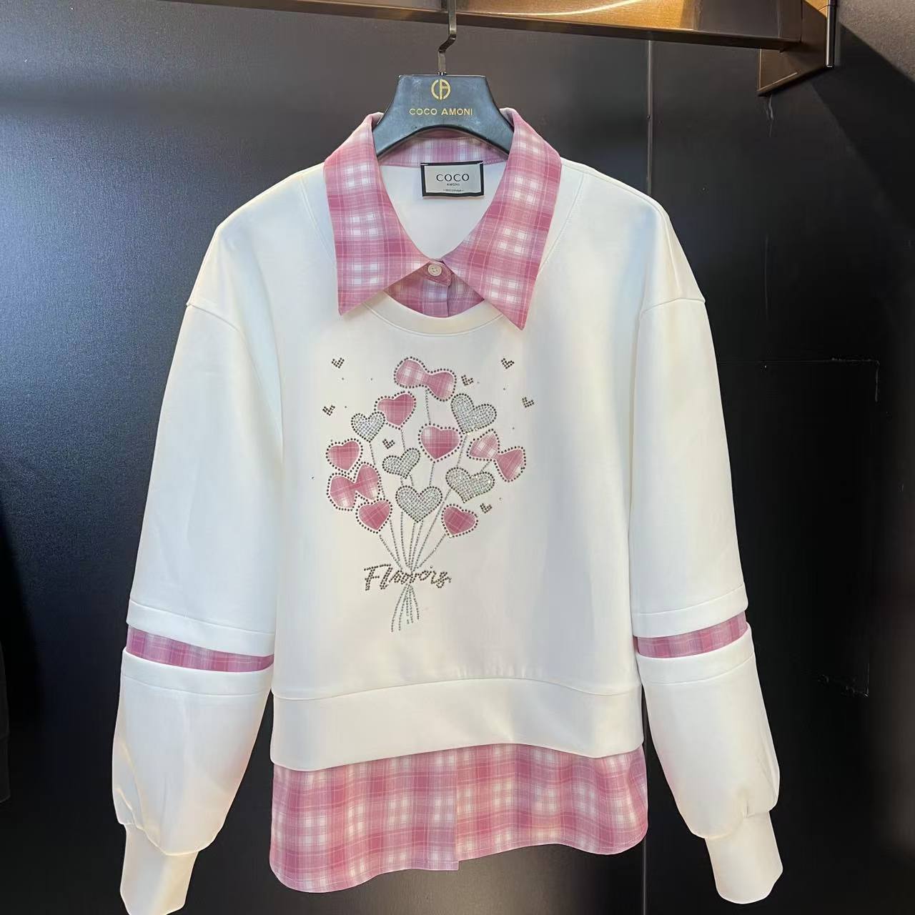 时尚休闲秋冬季高级感女拼接重工爱心显瘦减龄长袖卫衣AD139