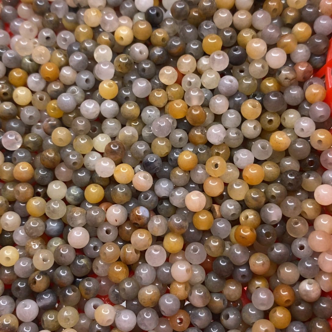 未镶嵌手串石英质玉卡4圆珠1600粒左右