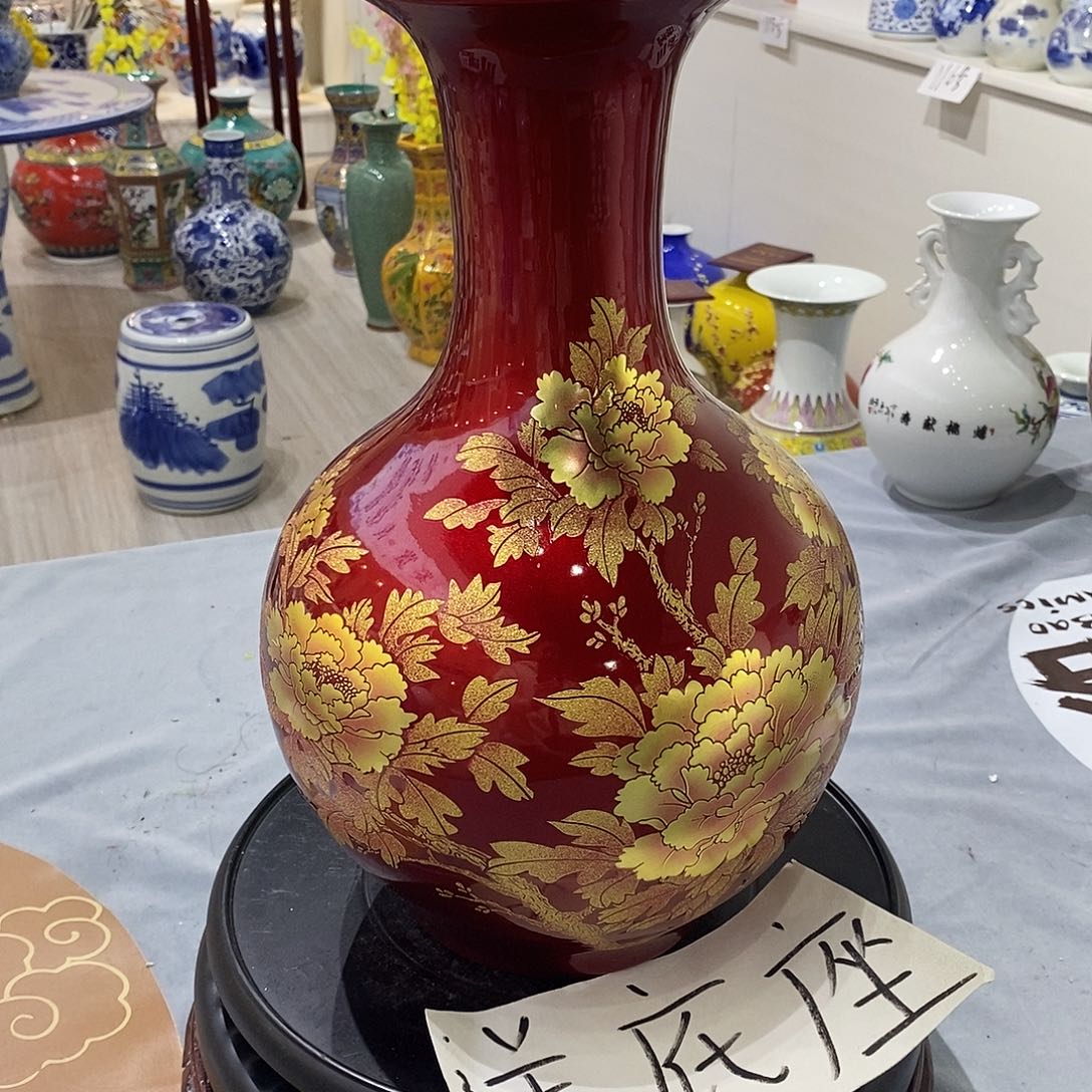 洋***葱陶摆件两个35cm金沙牡丹赏瓶