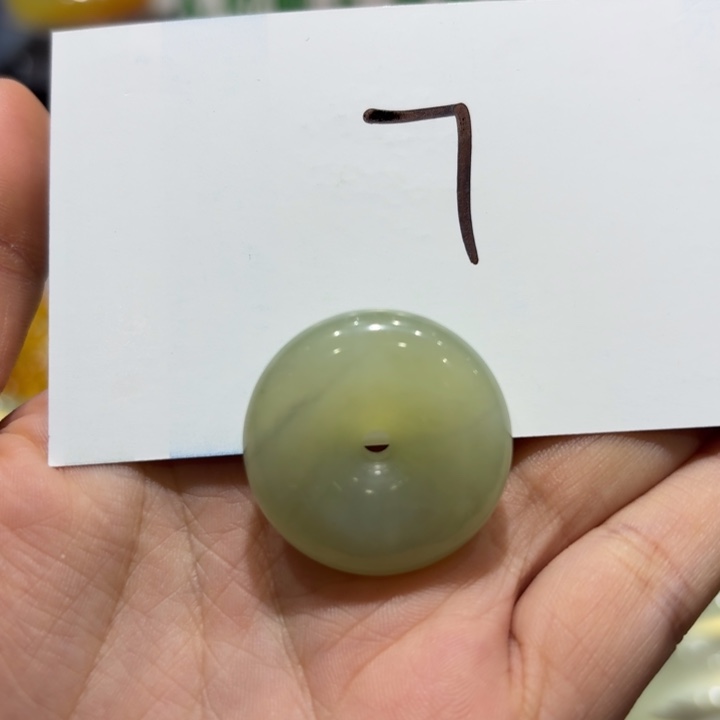 未镶嵌岫玉手镯天然