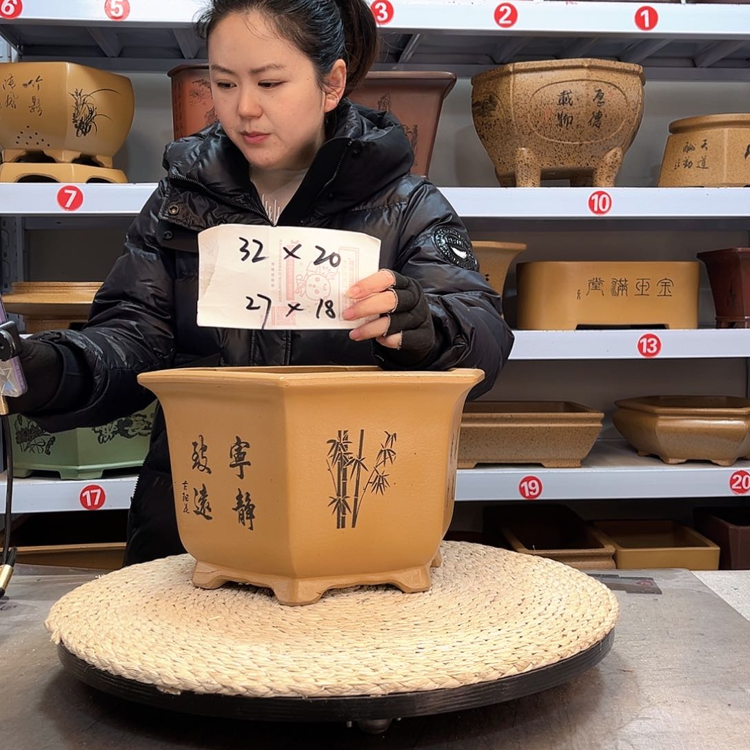 紫砂花盆紫砂花盆