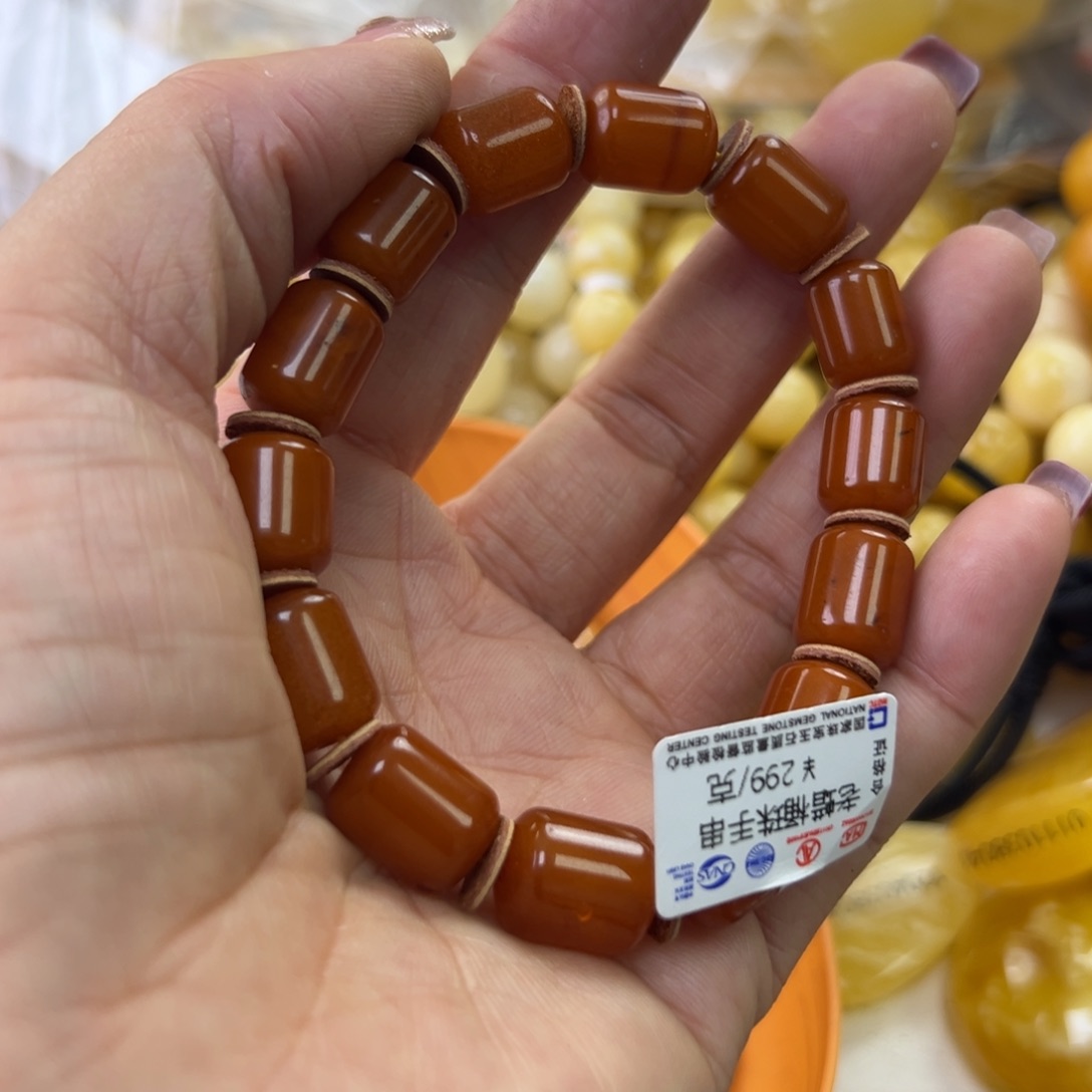 琥珀珠宝奇石未镶嵌