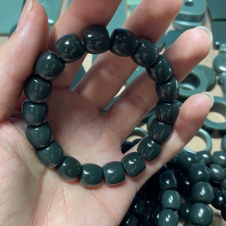 和田玉和田未镶嵌我****马和田