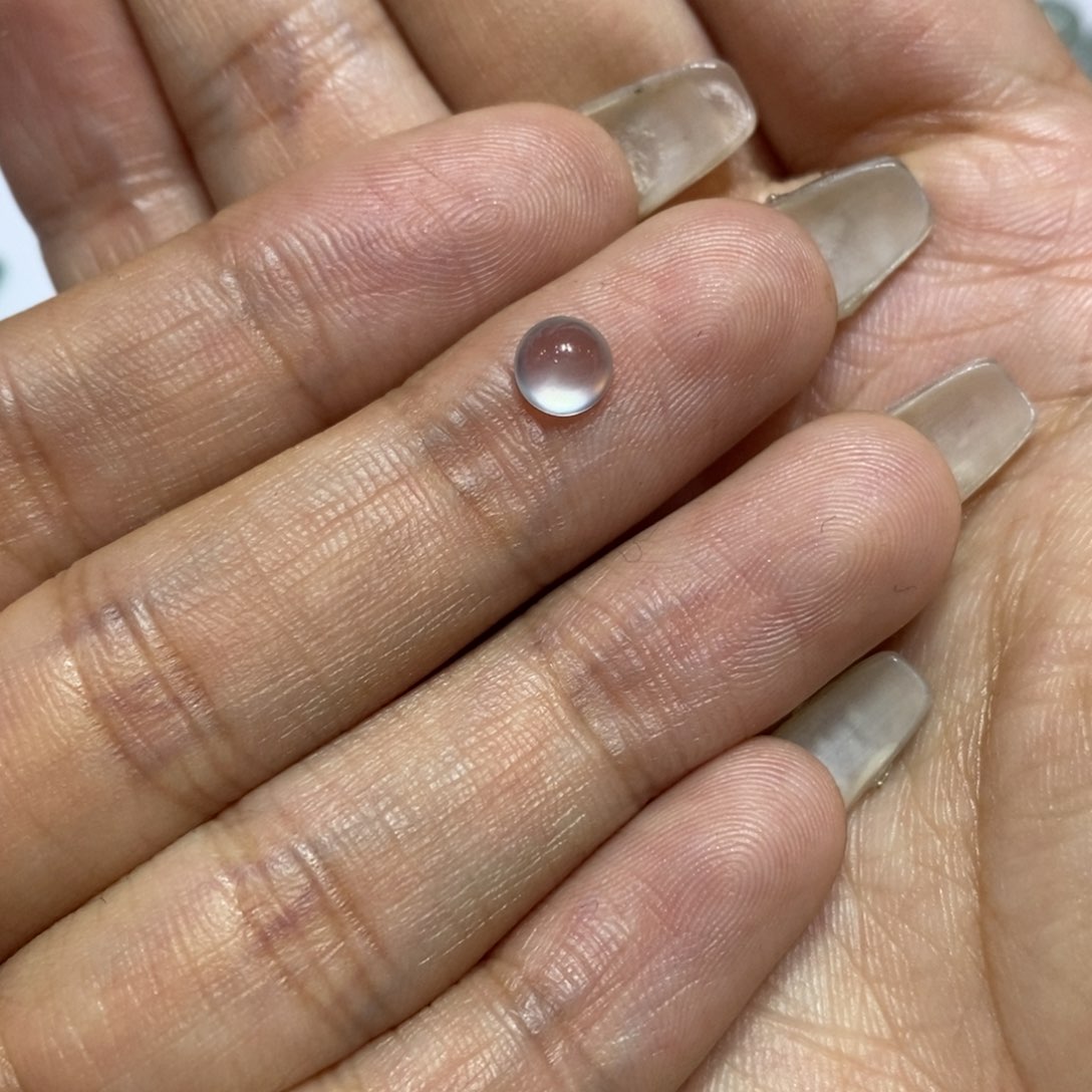 【闪购商品】翡翠颈饰未镶嵌蛋面