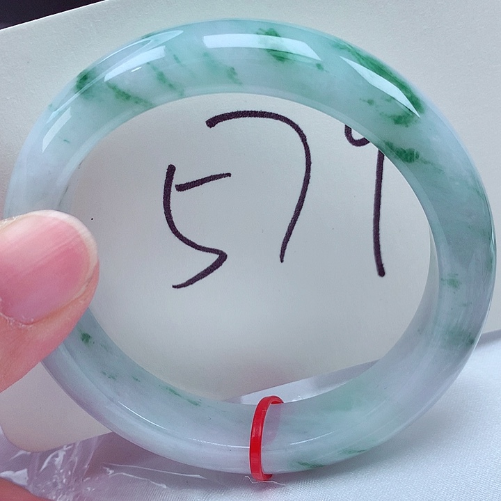 翡翠未镶嵌手镯翡翠