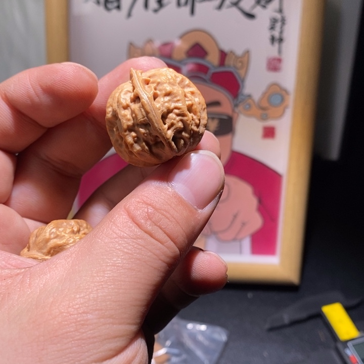 文玩核桃把件玉玲珑手捻