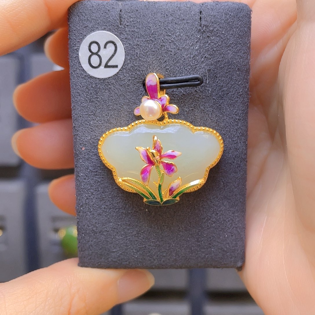 和田玉颈饰银S925镀金镶嵌