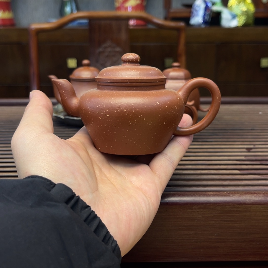 紫砂茶壶有****人有故事的男人