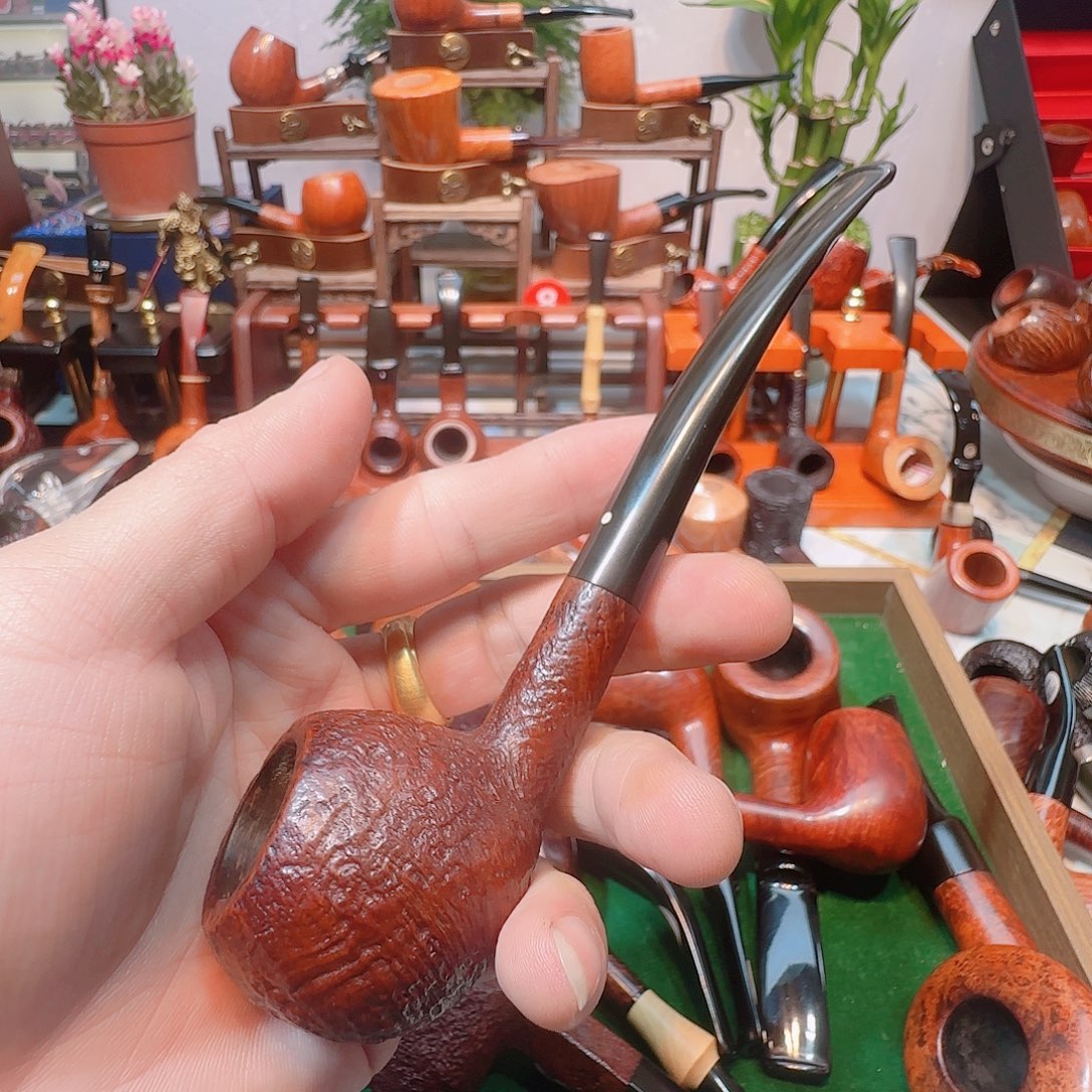 D***型凳喜，石楠木工艺品烟斗