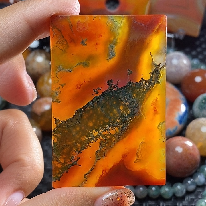 未镶嵌颈饰玛瑙/玉髓