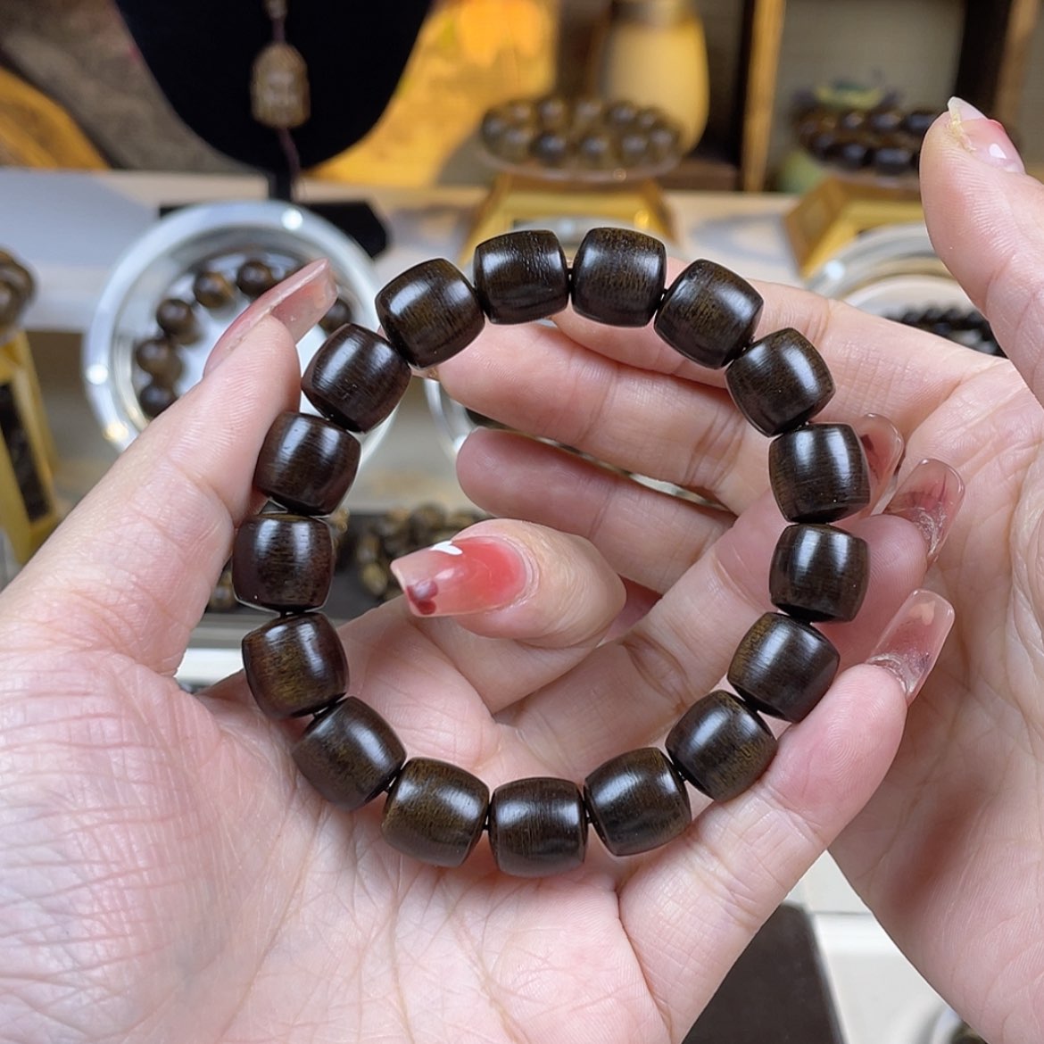 【闪购商品】沉香手串哈****0越南沉香