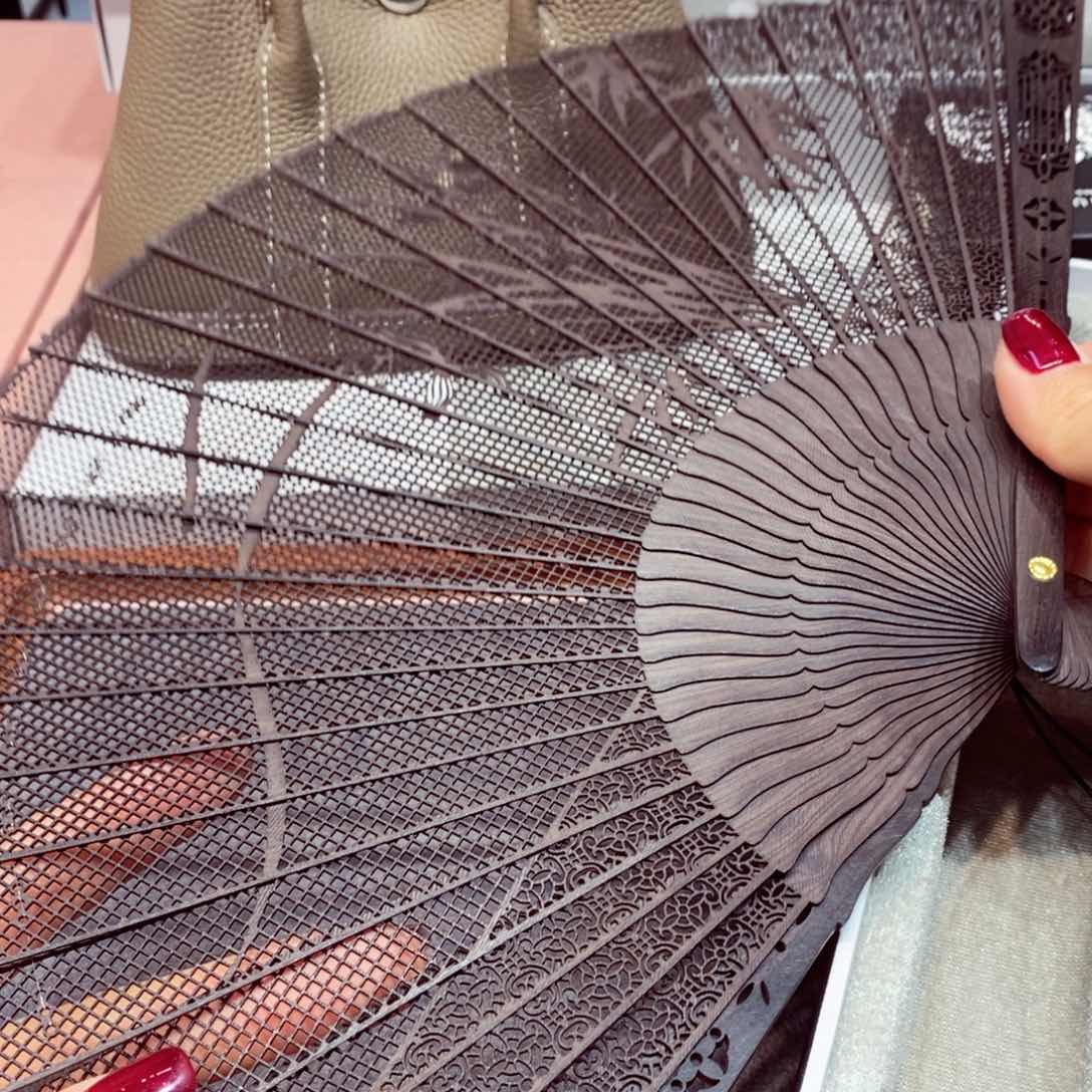 如图所示 观兰器物