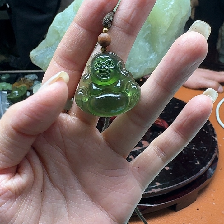 蛇纹石玉吊坠(赠链)未镶嵌黄****修126