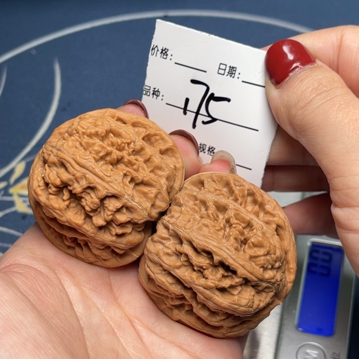 文玩核桃把件粗筋45