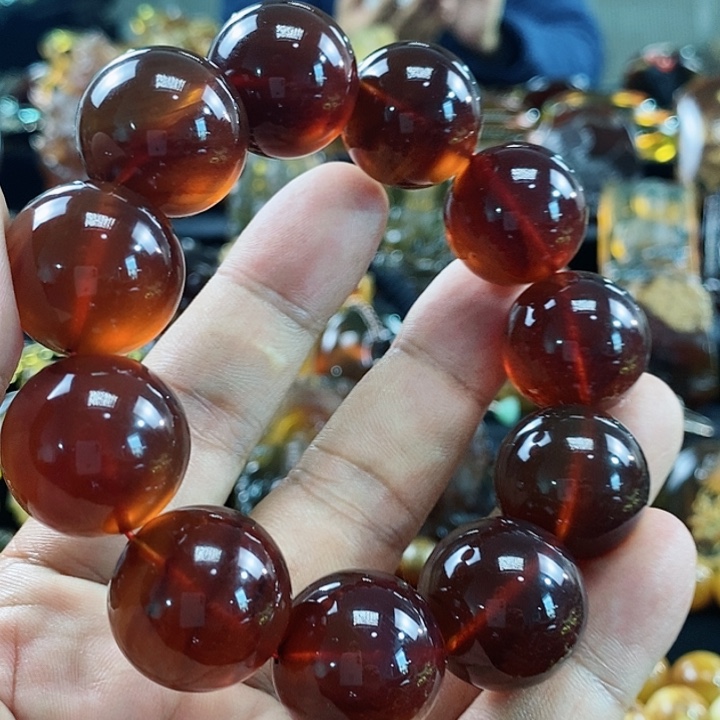 琥珀颈饰未镶嵌一