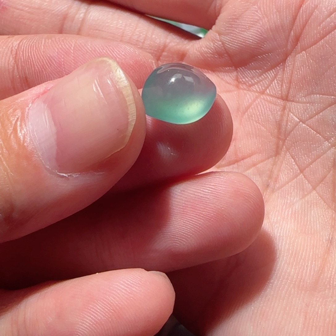 定制翡翠未镶嵌天然翡翠蛋面随行