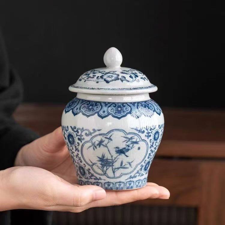 青花将军开窗竹茶叶罐w2426