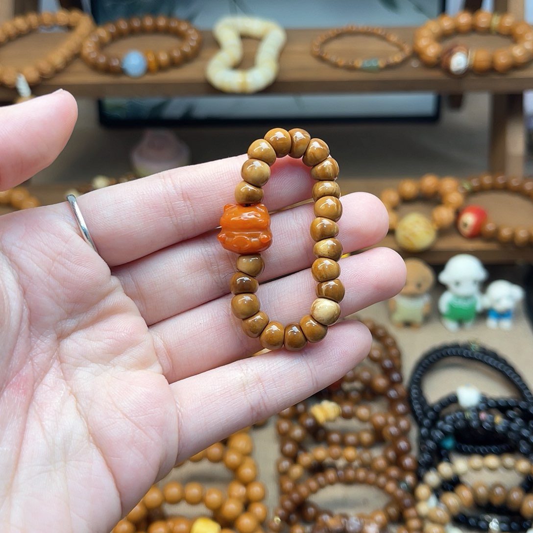 库克吊坠纳****才手捻搭配下猫