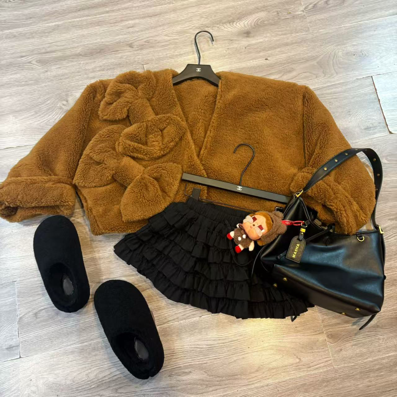 漂亮家「璀璨千金」定制款加厚保暖蝴蝶结洋气短款毛毛外套