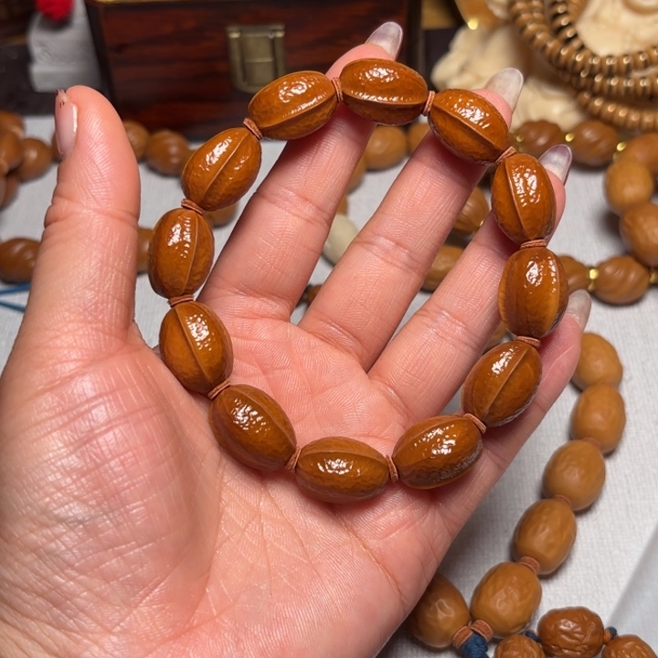 *****橄榄核手串/手链1.3鲨鱼背