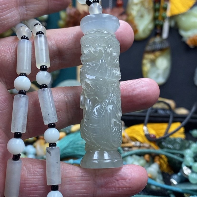 【闪购商品】蛇纹石玉吊坠未镶嵌