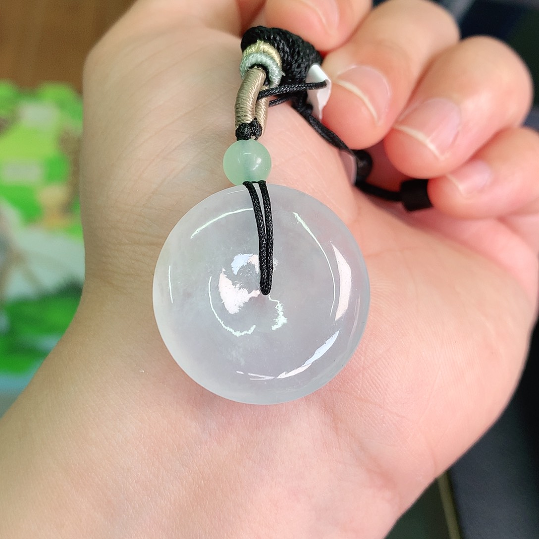 翡翠颈饰未镶嵌冰胶扣