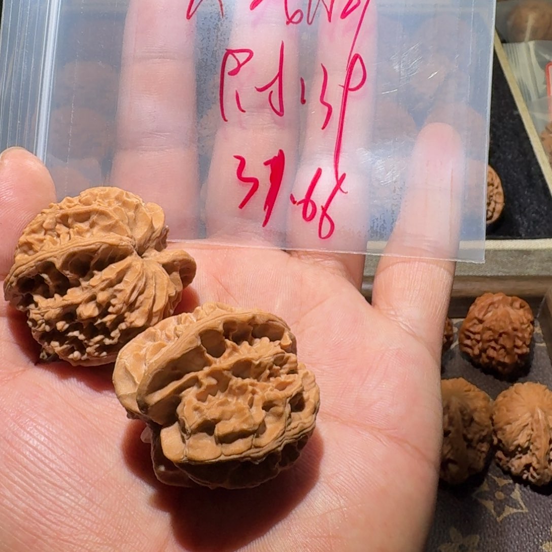 吊坠文玩核桃苹果园