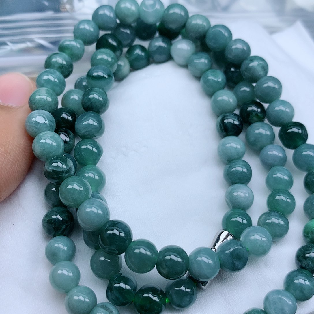 翡翠颈饰未镶嵌手串