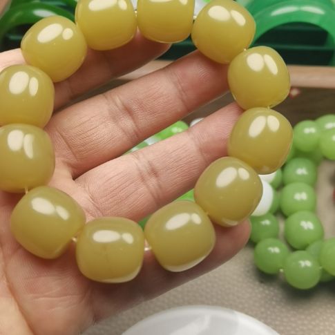 和田玉未镶嵌手链