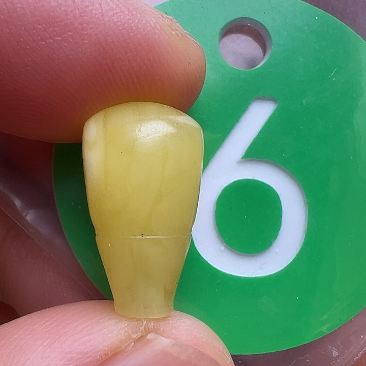 未镶嵌蜜蜡裸石花粉9.5m m