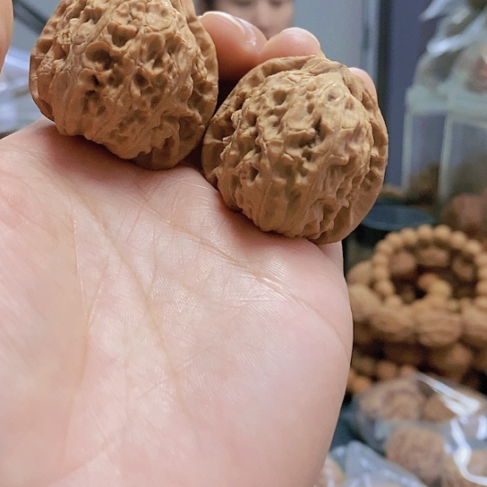 【闪购商品】把件文玩核桃37白狮子