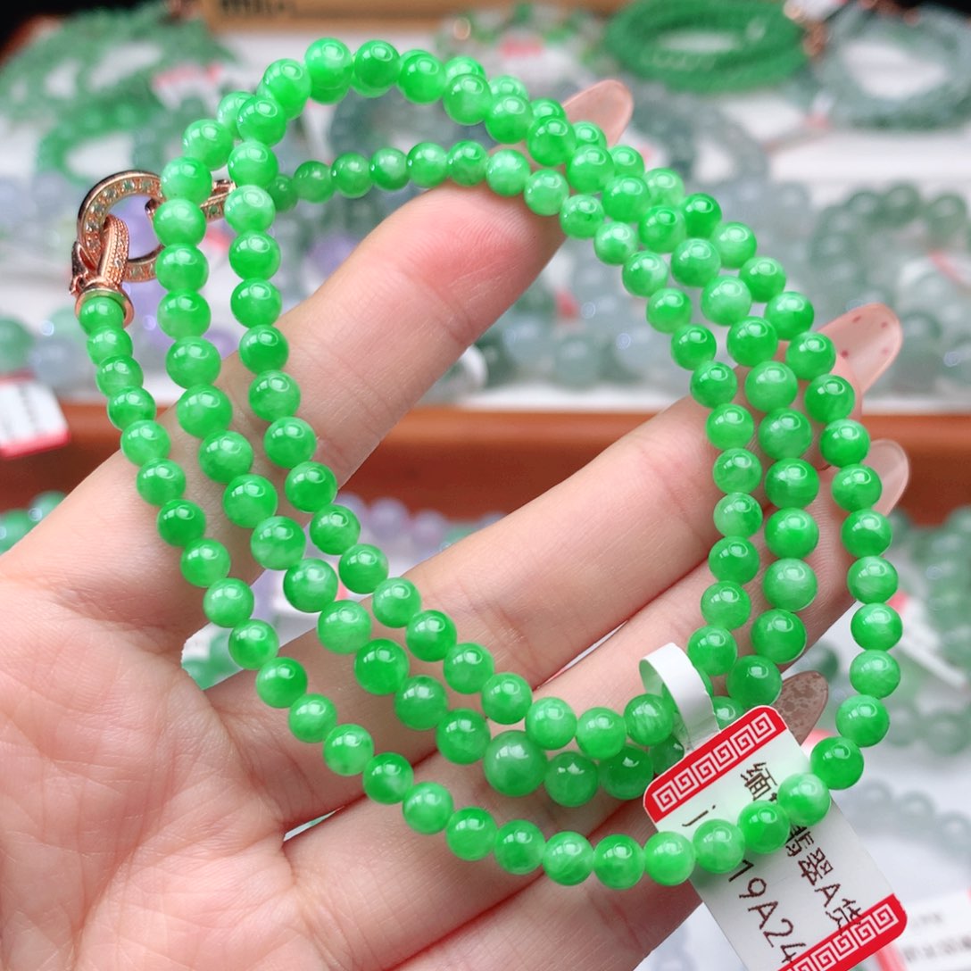 翡翠手链未镶嵌翡翠